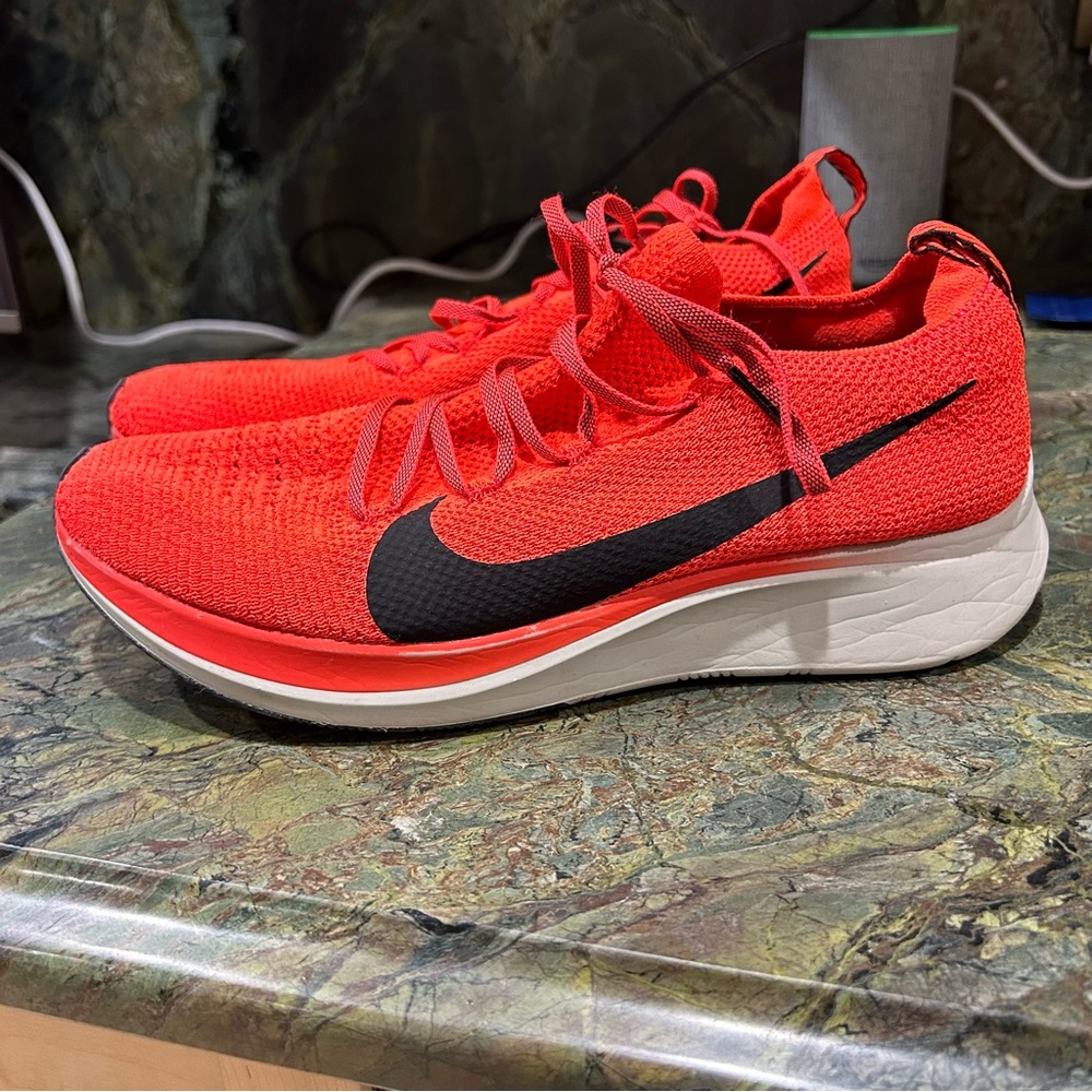 Nike Zoom Fly FK Full Carbon Fiber Plate Cushion React EUC Size 8 Tennis Shoes